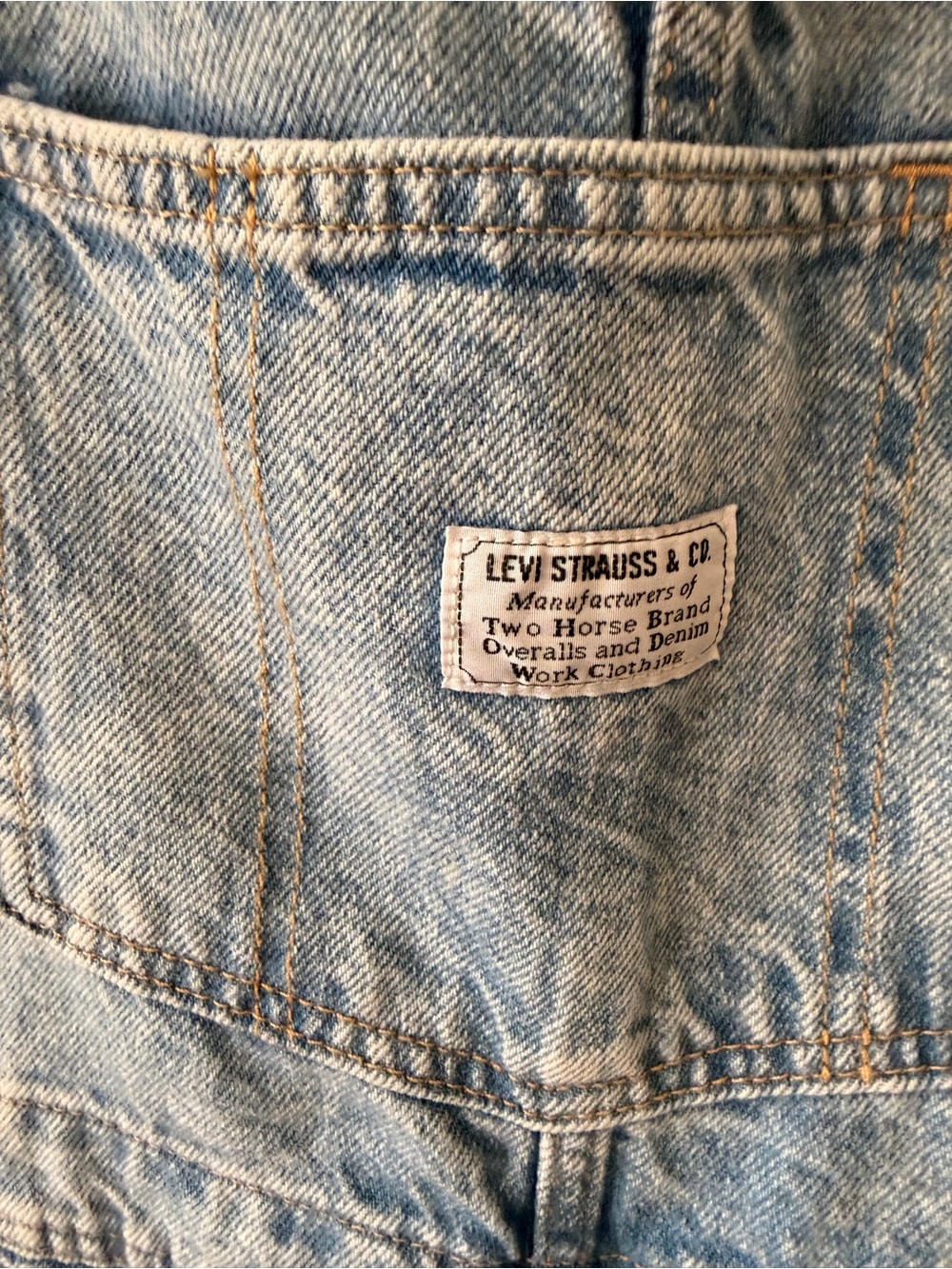 Levi's Denim Shortalls With Patch size Small  nwt from FreePeople website cute! - Picture 6 of 13